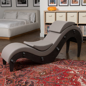 Liberator Supervio Premium Distressed Ultraleather Sex Chaise with Black Oak Frame and Cuff Kits (Copy)