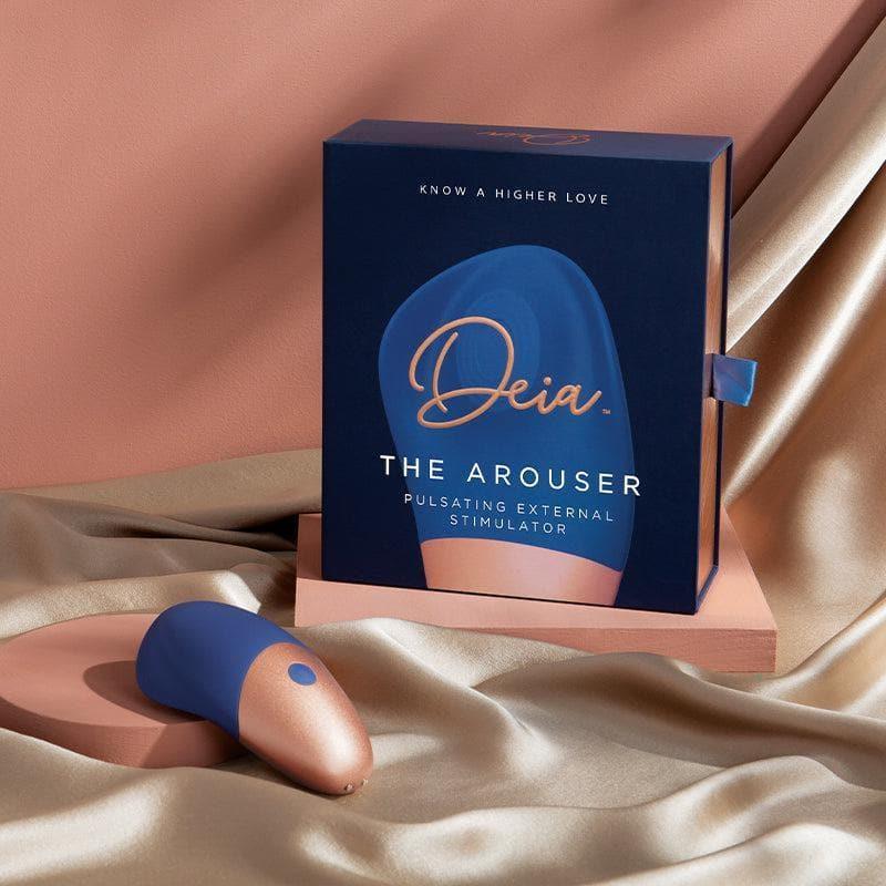 Deia The Arouser Pulsating External Silicone 10 Vibration Stimulator Blue - Romantic Blessings