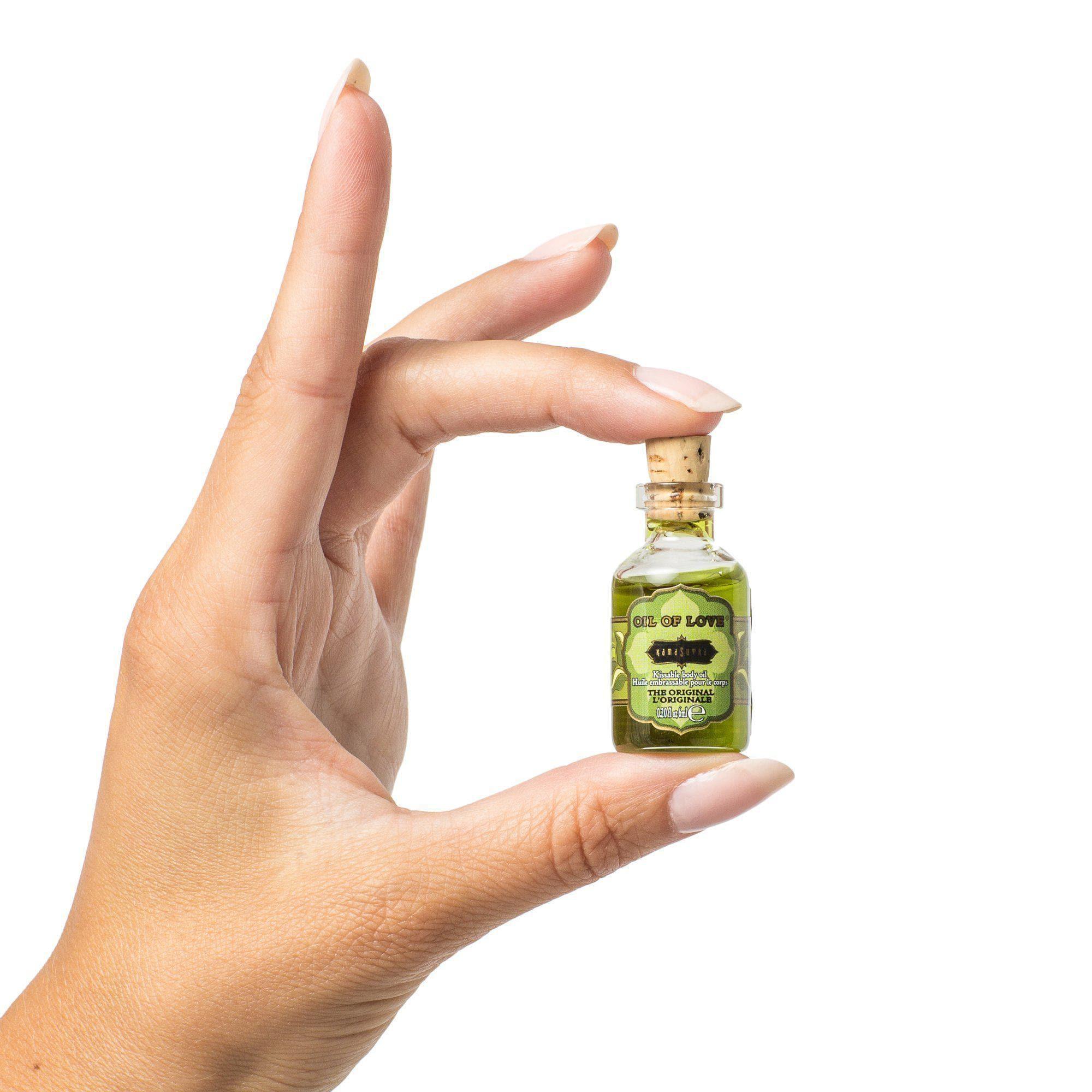 Weekender Kit Couples Romantic Fun Foreplay Getaway Body Treats Set - Romantic Blessings